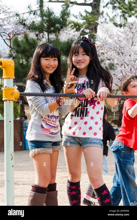 Free Japan Porn Videos: Sexy Girls From The East .